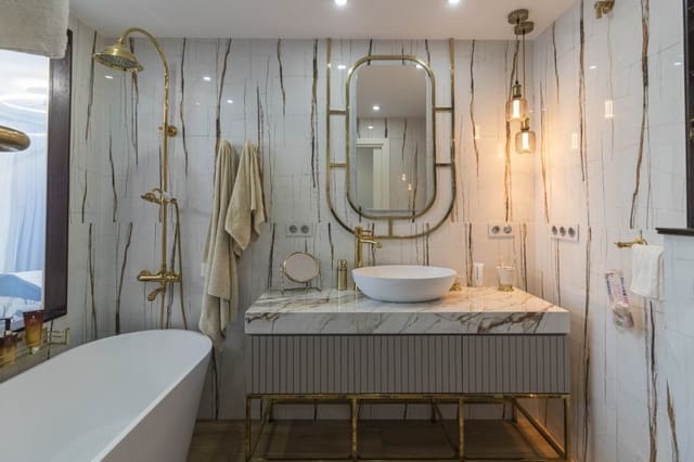 3 soveværelse Lejlighed til salg i Puerto Banus, Marbella - € 1.100.000 (Ref: 8742707)