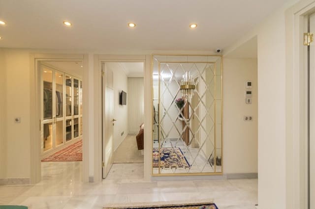 3 soverom Leilighet til salgs i Puerto Banus, Marbella - € 1 100 000 (Ref: 8742707)