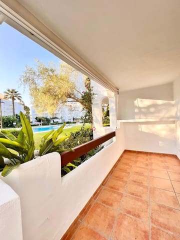 3 bedroom Apartment for sale in Estepona with pool - € 410,000 (Ref: 8769319)