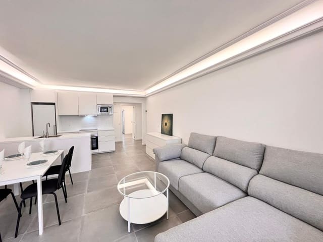 3 bedroom Apartment for sale in Estepona with pool - € 410,000 (Ref: 8769319)