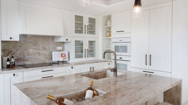 4 quarto Moradia para venda em Marbella com piscina - 5 495 000 € (Ref: 8796891)