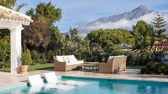 4 quarto Moradia para venda em Marbella com piscina - 5 495 000 € (Ref: 8796891)