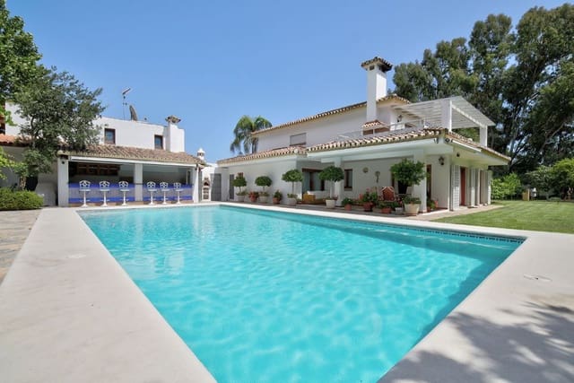 5 soverom Villa til salgs i Costalita, Estepona med svømmebasseng - € 2 400 000 (Ref: 8820702)