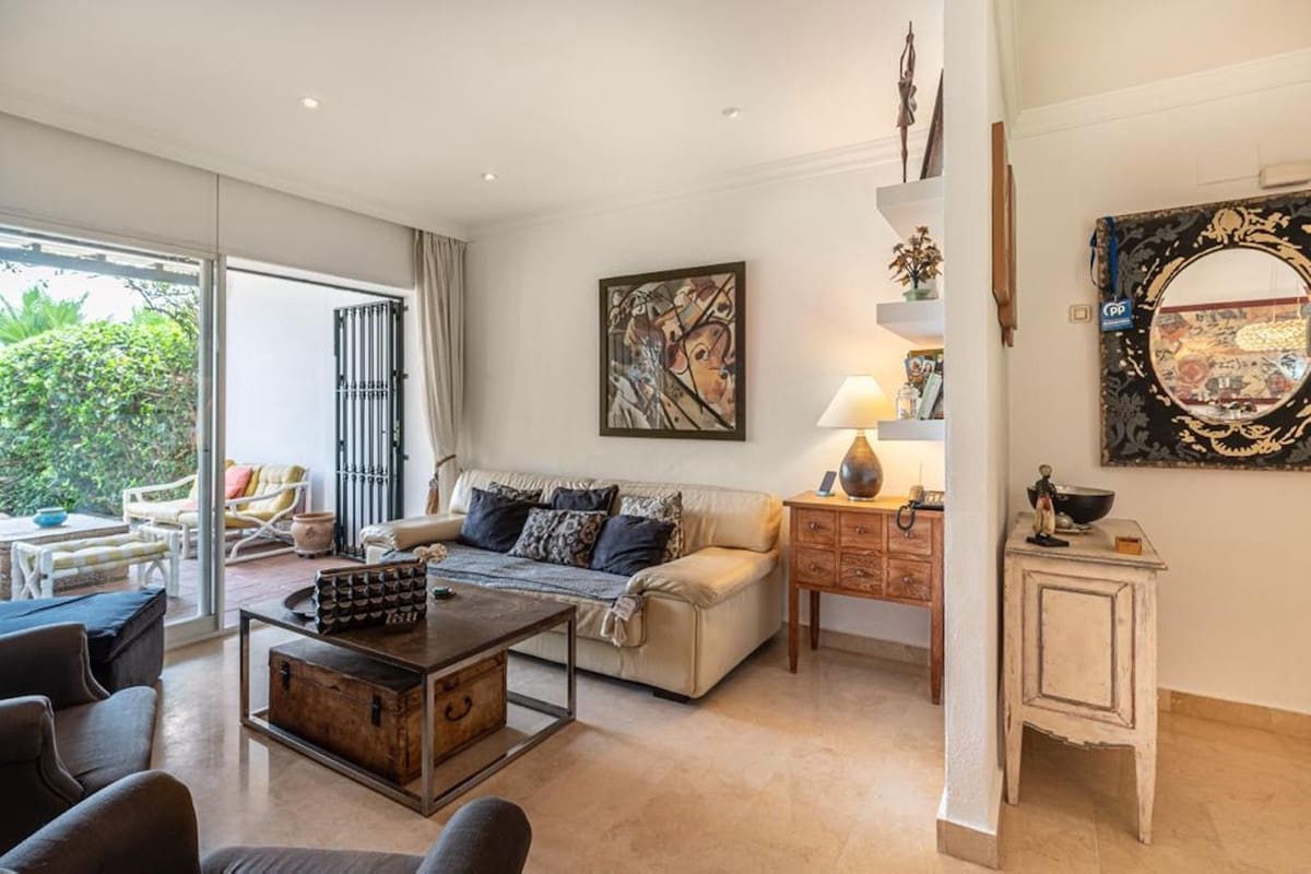 3 soverom Leilighet til salgs i Benahavis med svømmebasseng - € 399 000 (Ref: 8826542)