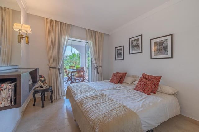 3 bedroom Apartment for sale in Benahavís pueblo, Benahavís with pool - € 399,000 (Ref: 8826542)