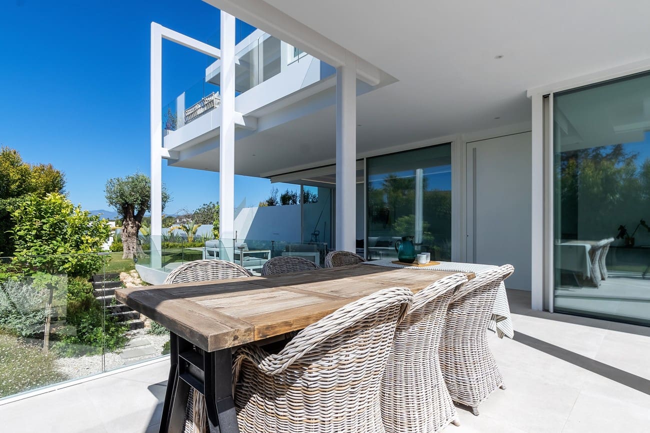 4 soveværelse Villa til salg i Marbella med swimmingpool - € 1.950.000 (Ref: 8840309)