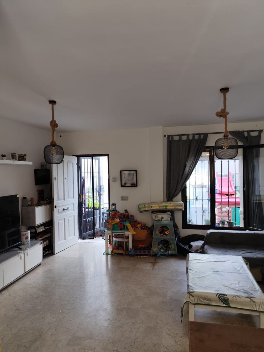 3 slaapkamer Huis te koop in Casares - € 264.000 (Ref: 9076524)