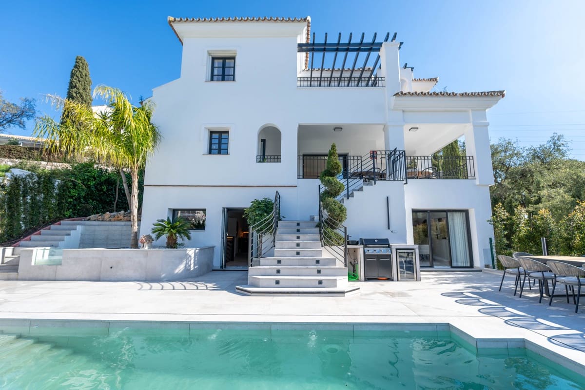 6 sovrum Villa till salu i Marbella - 2 250 000 € (Ref: 9080772)
