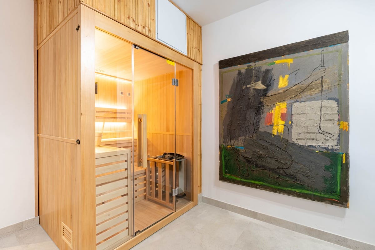 6 sovrum Villa till salu i Marbella - 2 250 000 € (Ref: 9080772)