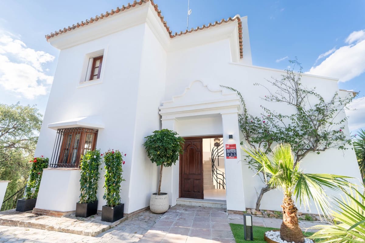 6 sovrum Villa till salu i Marbella - 2 250 000 € (Ref: 9080772)