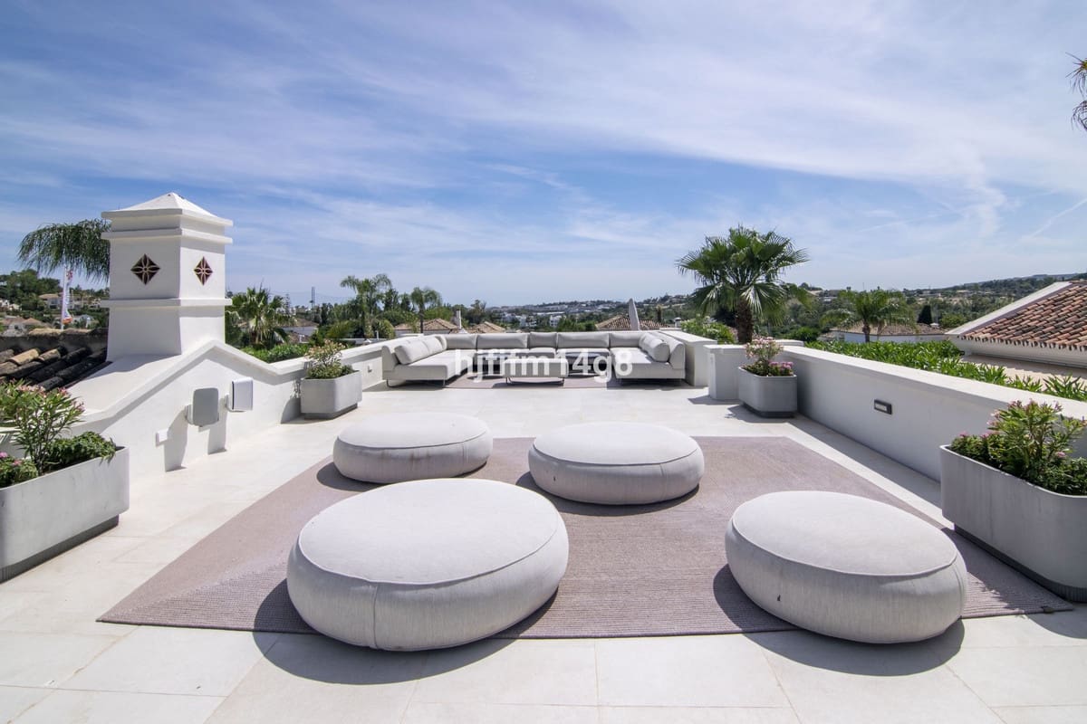 3 soverom Villa til salgs i Nueva Andalucia - € 2 295 000 (Ref: 9080773)