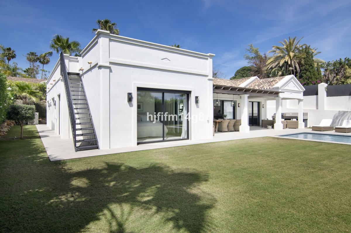 3 soverom Villa til salgs i Nueva Andalucia - € 2 295 000 (Ref: 9080773)