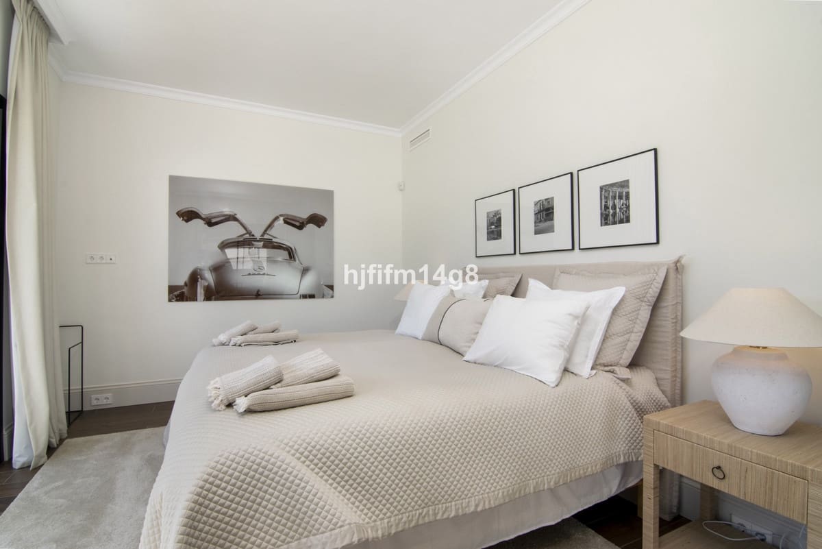 3 soverom Villa til salgs i Nueva Andalucia - € 2 295 000 (Ref: 9080773)