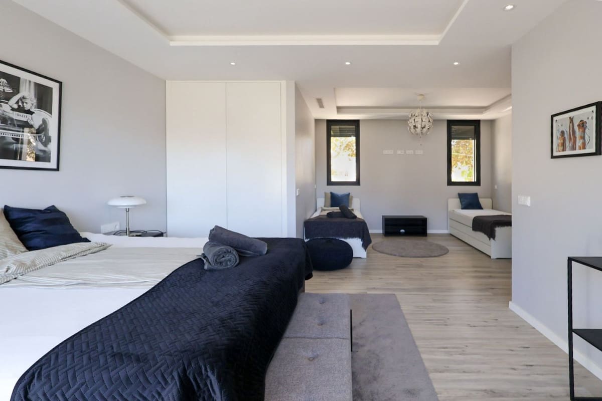 6 soveværelse Villa til salg i Benalmadena - € 2.350.000 (Ref: 9080778)