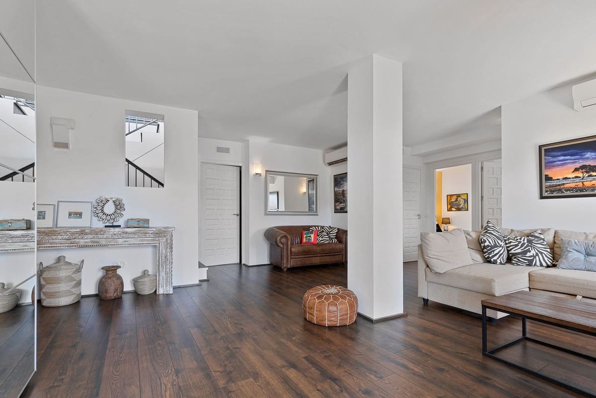 Chalet de 6 habitaciones en Mijas en venta con garaje - 1.625.000 € (Ref: 9080780)