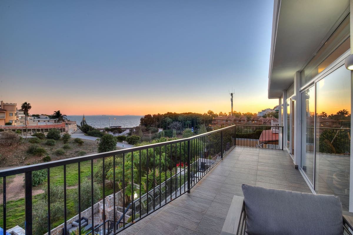 Chalet de 6 habitaciones en Mijas en venta con garaje - 1.625.000 € (Ref: 9080780)