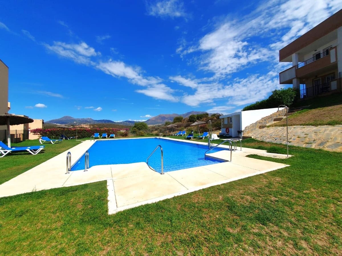 2 soverom Leilighet til salgs i Casares med garasje - € 255 000 (Ref: 9080782)