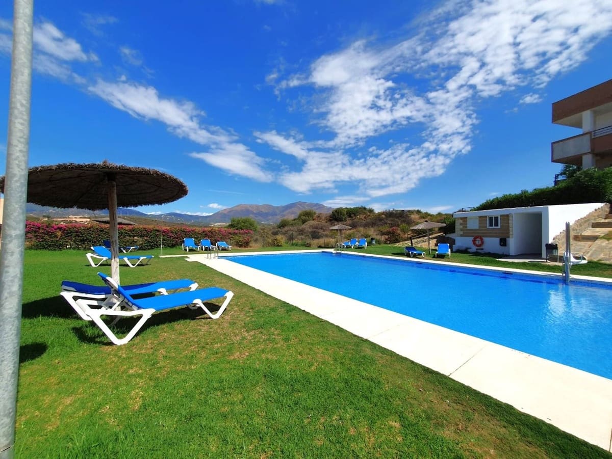 2 soverom Leilighet til salgs i Casares med garasje - € 255 000 (Ref: 9080782)