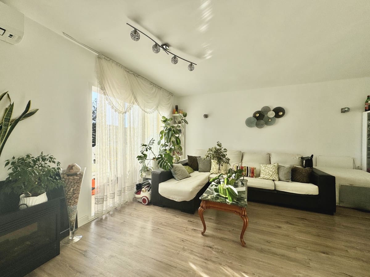 3 soveværelse Lejlighed til salg i Manilva - € 249.000 (Ref: 9080783)