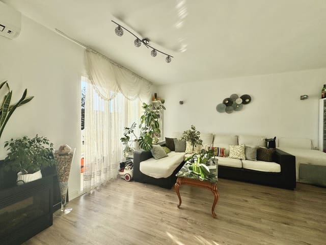 3 soveværelse Lejlighed til salg i Manilva Pueblo, Manilva - € 249.000 (Ref: 9080783)