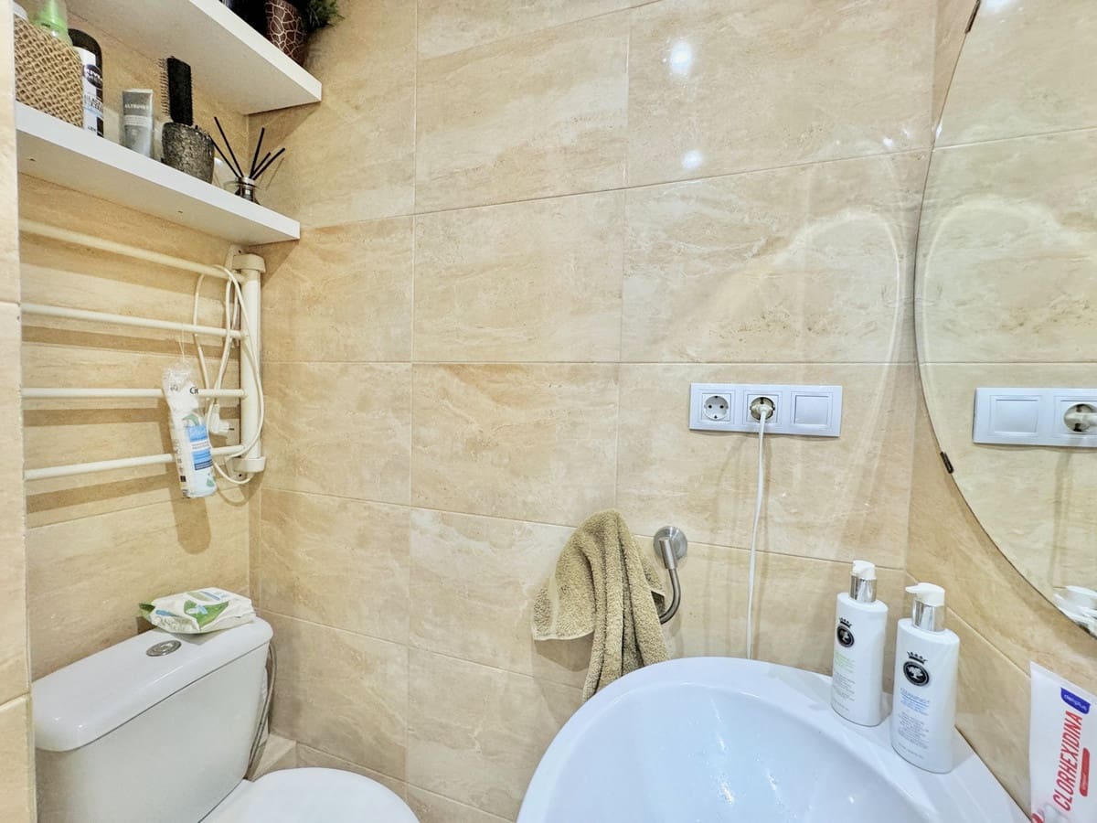 3 soveværelse Lejlighed til salg i Manilva - € 249.000 (Ref: 9080783)