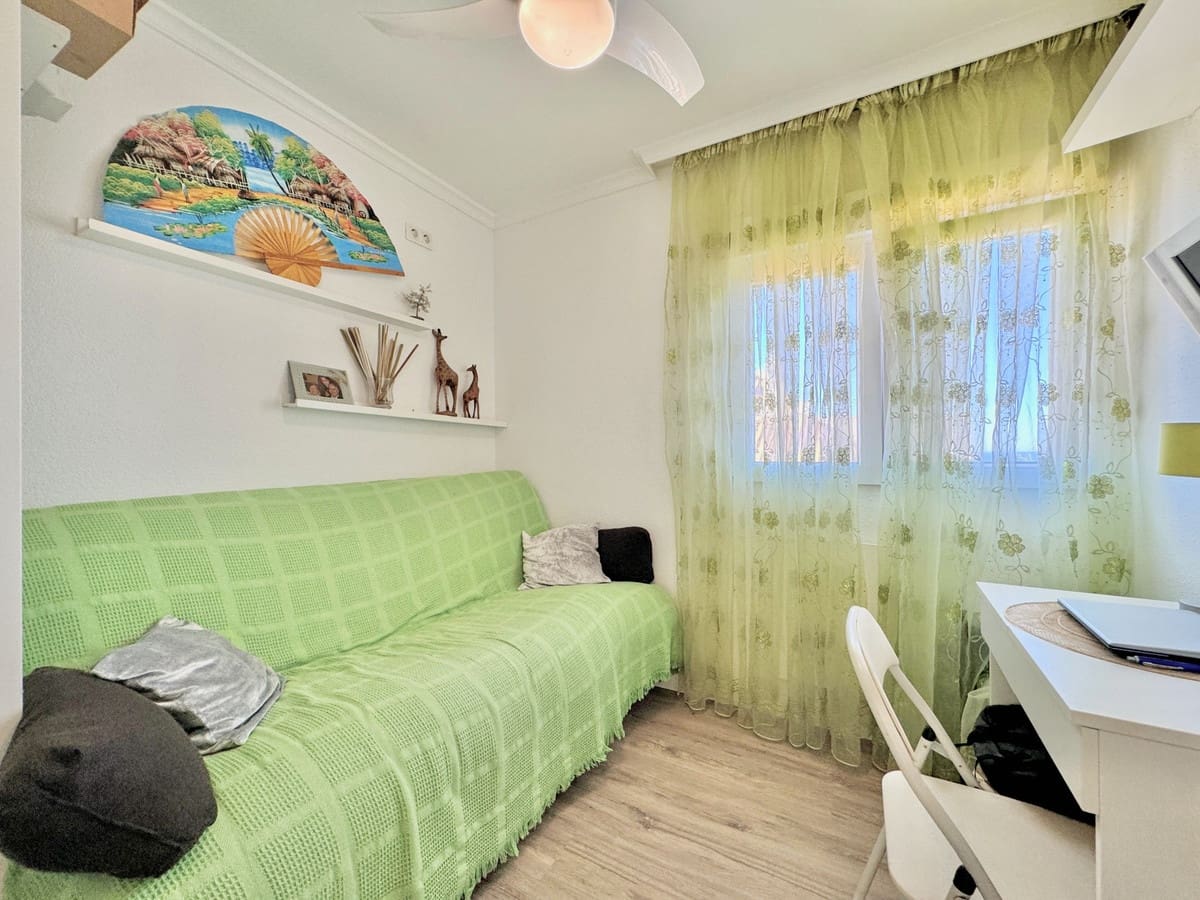 3 soveværelse Lejlighed til salg i Manilva - € 249.000 (Ref: 9080783)