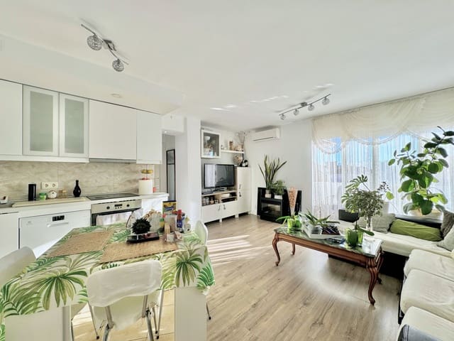 3 soveværelse Lejlighed til salg i Manilva Pueblo, Manilva - € 249.000 (Ref: 9080783)