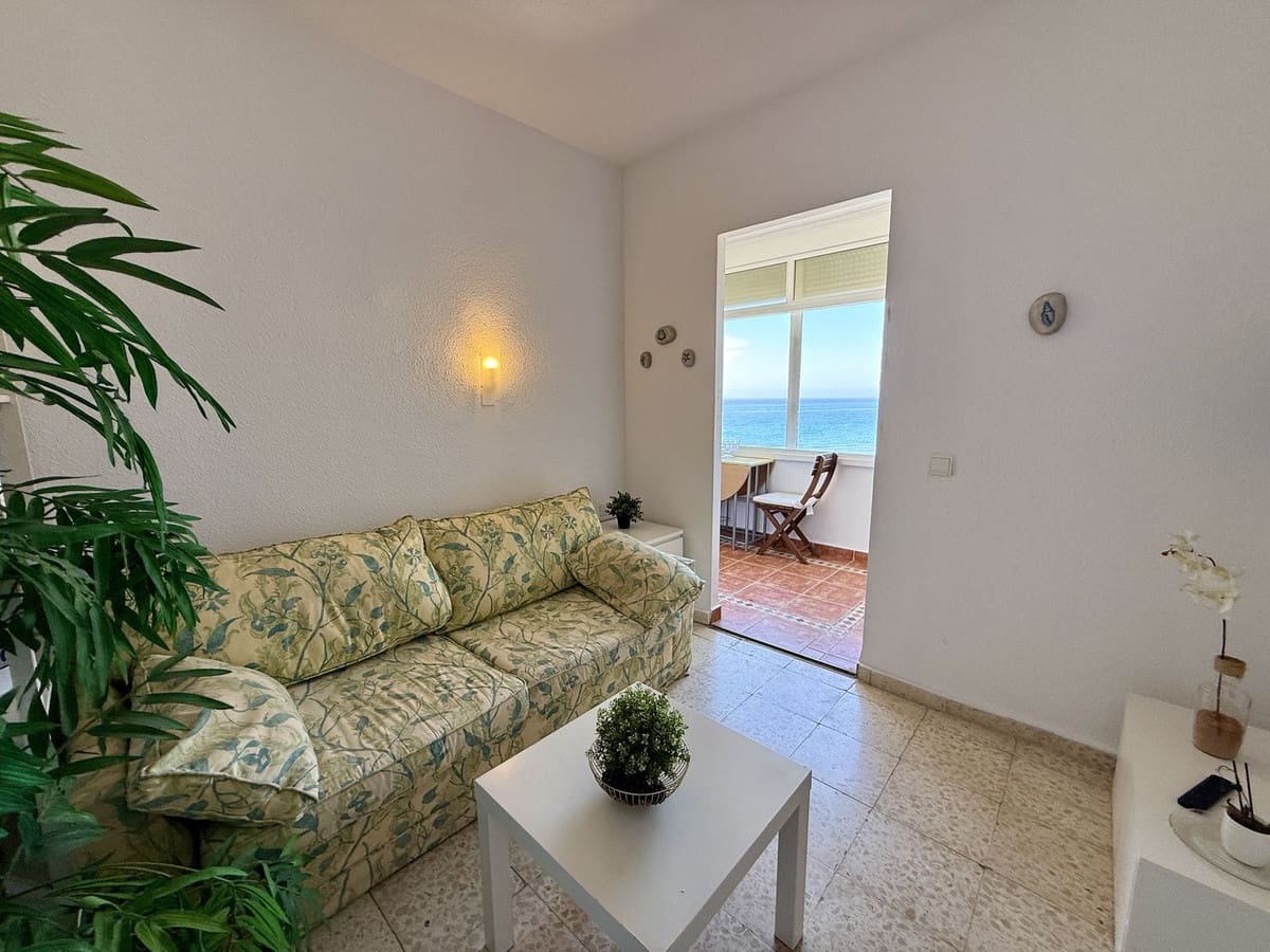 1 bedroom Apartment for sale in Calahonda - € 239,000 (Ref: 9080785)