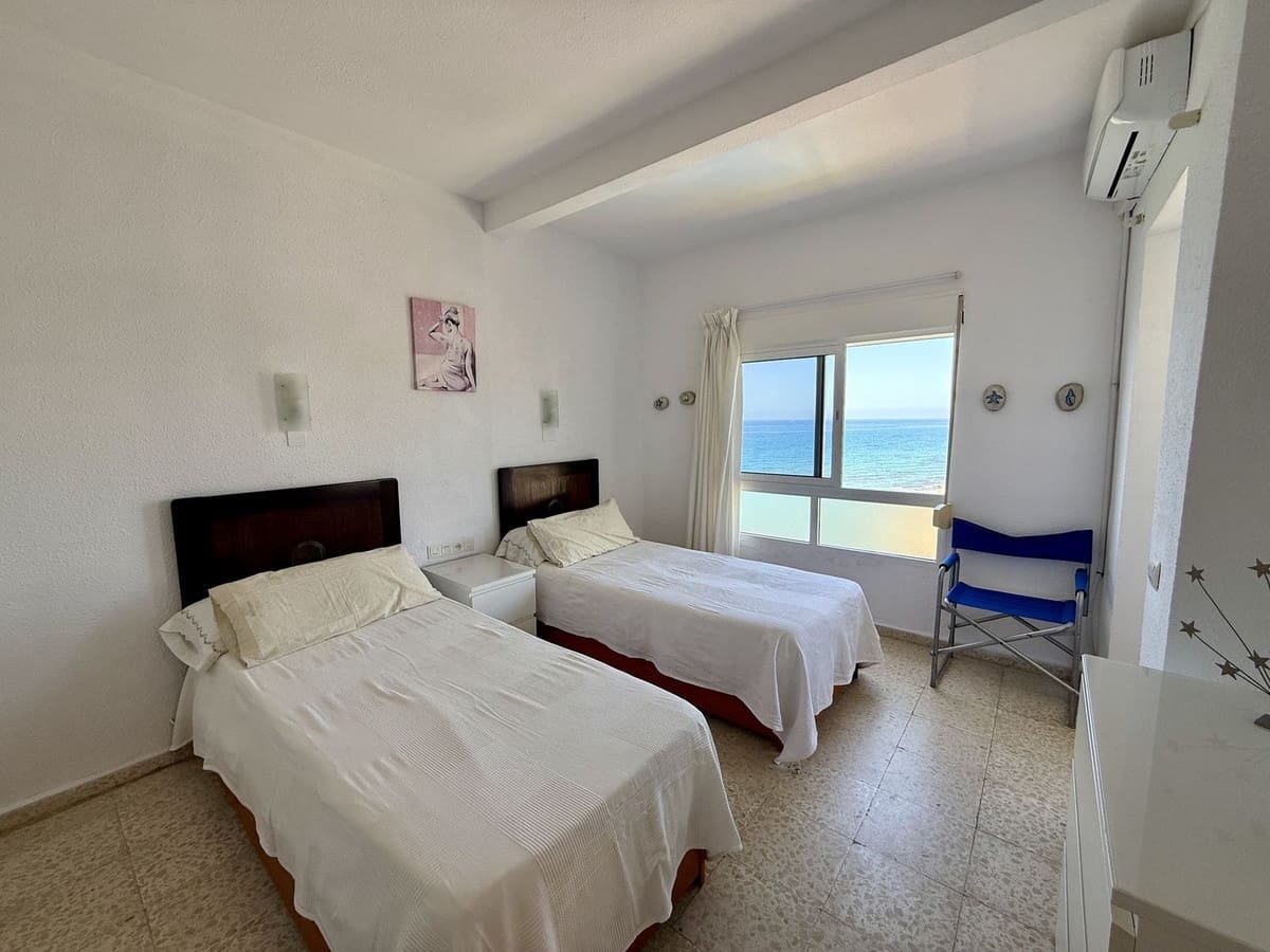 1 bedroom Apartment for sale in Calahonda - € 239,000 (Ref: 9080785)