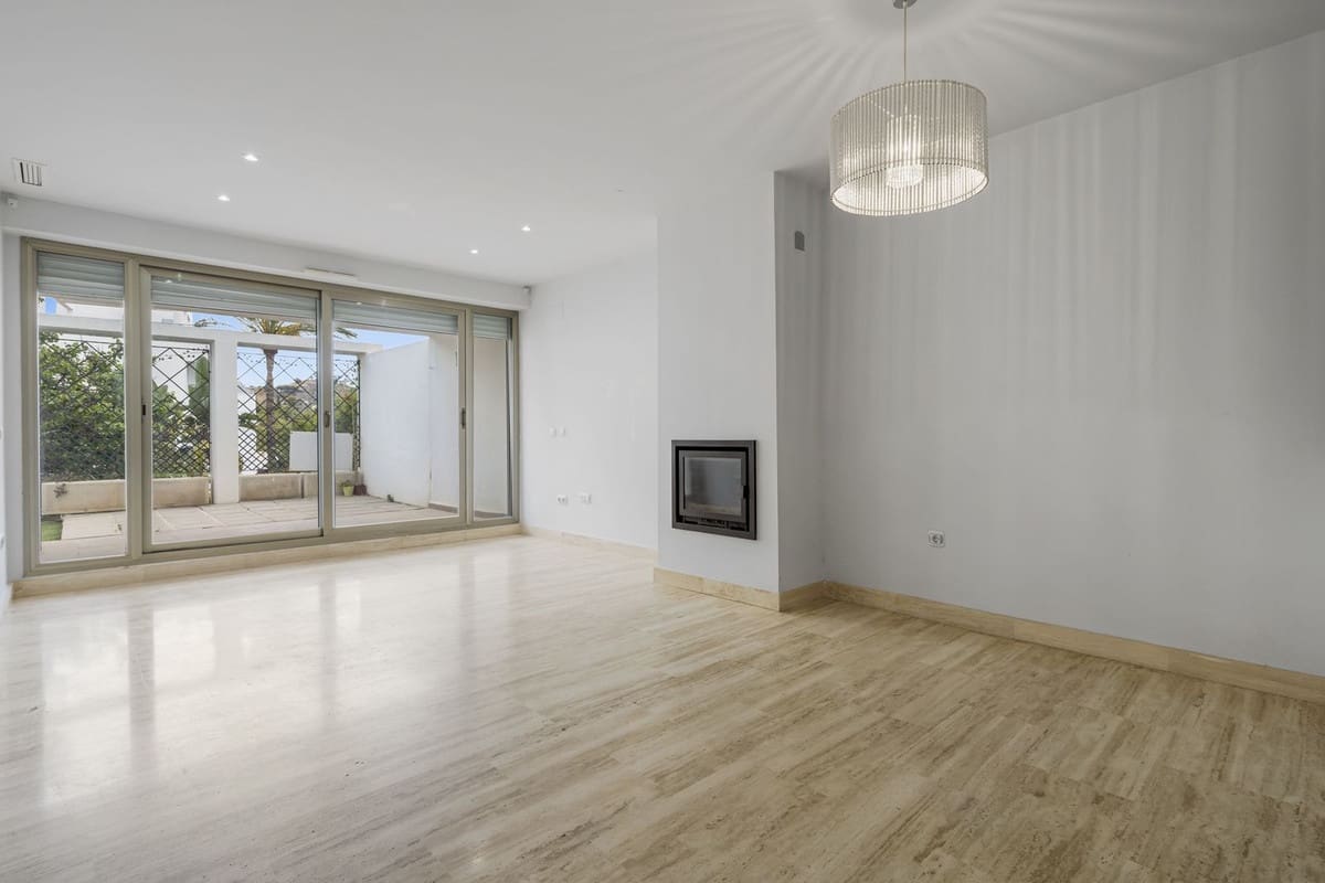 1 soverom Leilighet til salgs i La Cala de Mijas - € 245 000 (Ref: 9080788)