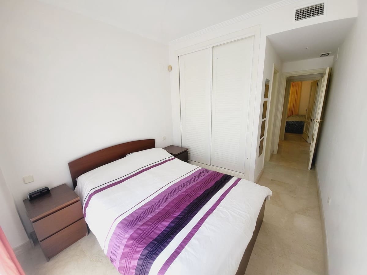 Apartamento de 2 habitaciones en La Cala de Mijas en venta - 240.000 € (Ref: 9080791)