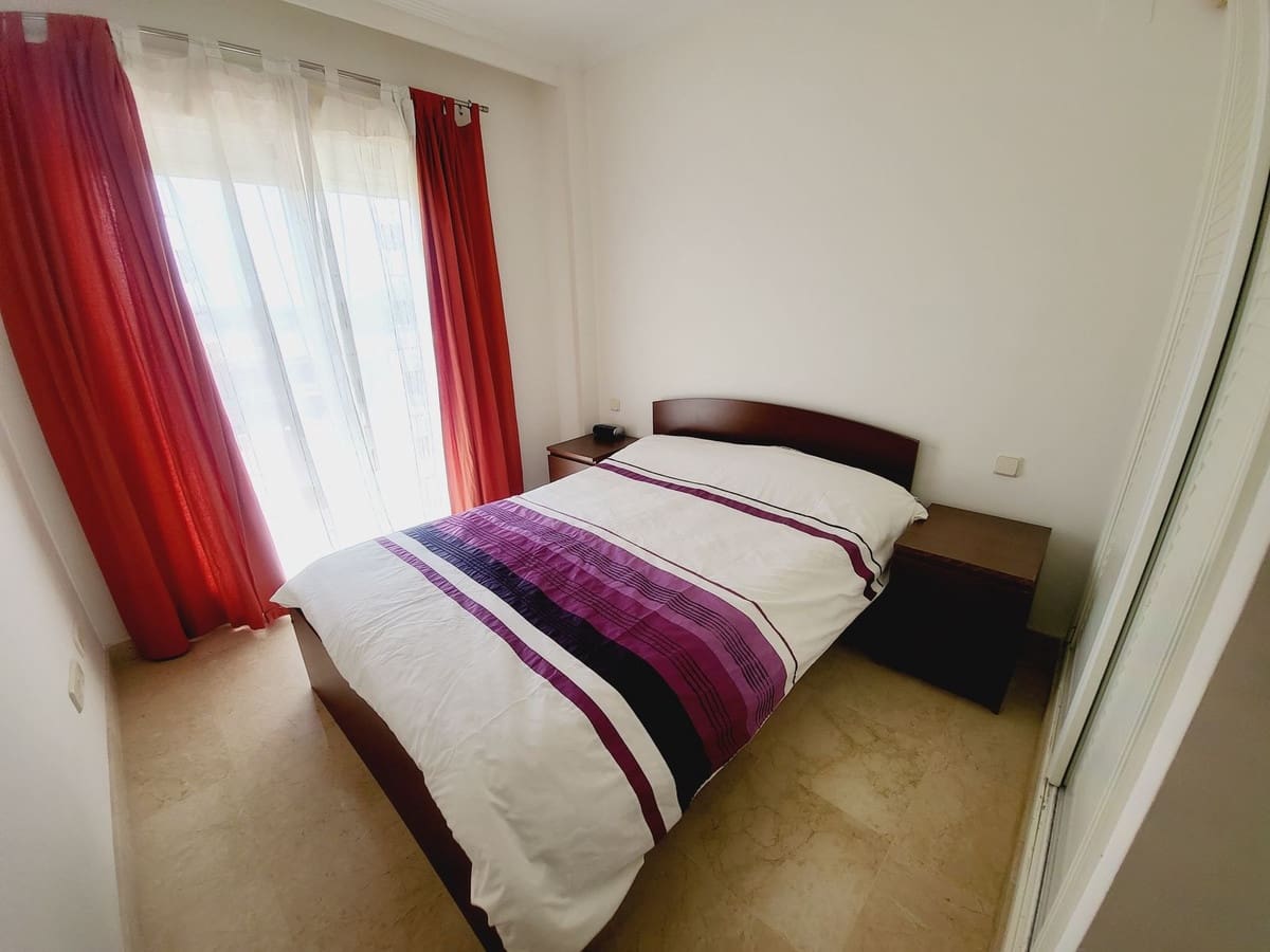 Apartamento de 2 habitaciones en La Cala de Mijas en venta - 240.000 € (Ref: 9080791)