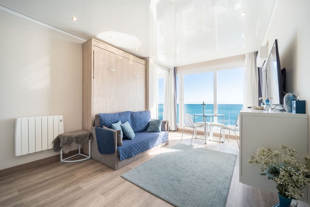 Lejlighed til salg i Benalmadena - € 240.000 (Ref: 9080792)