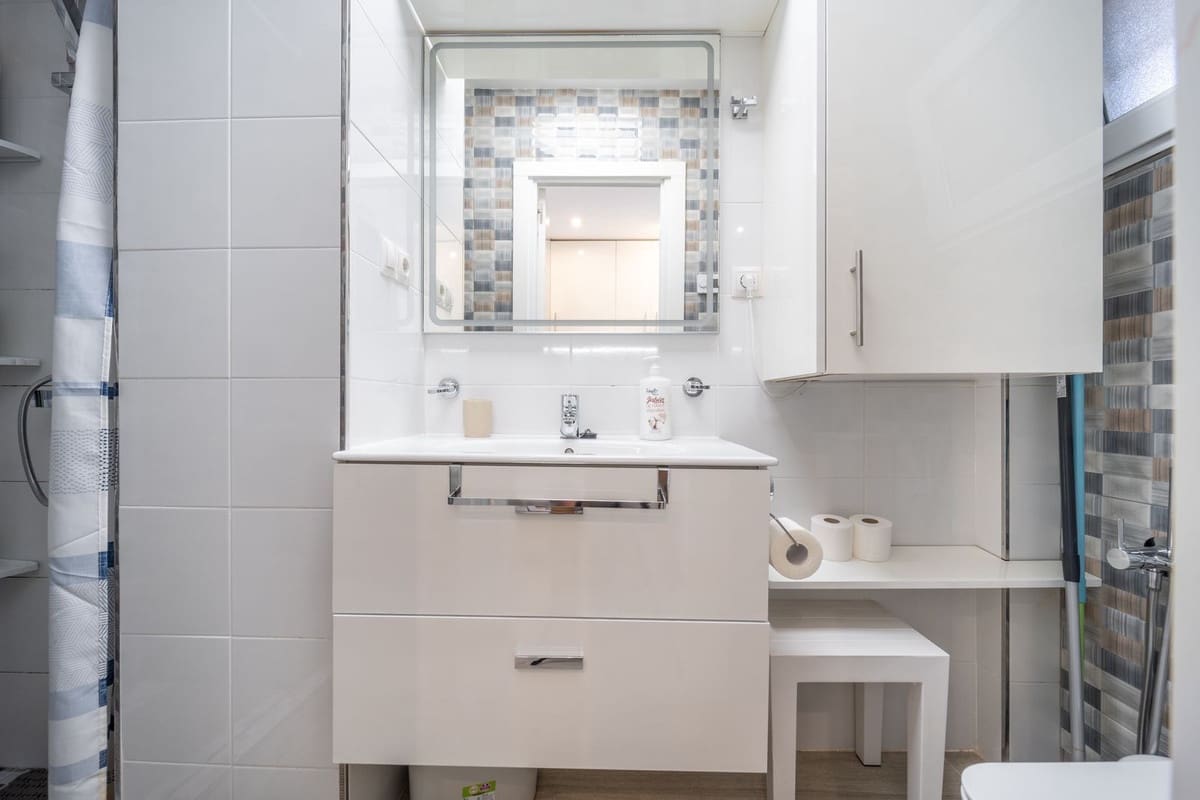 Lejlighed til salg i Benalmadena - € 240.000 (Ref: 9080792)