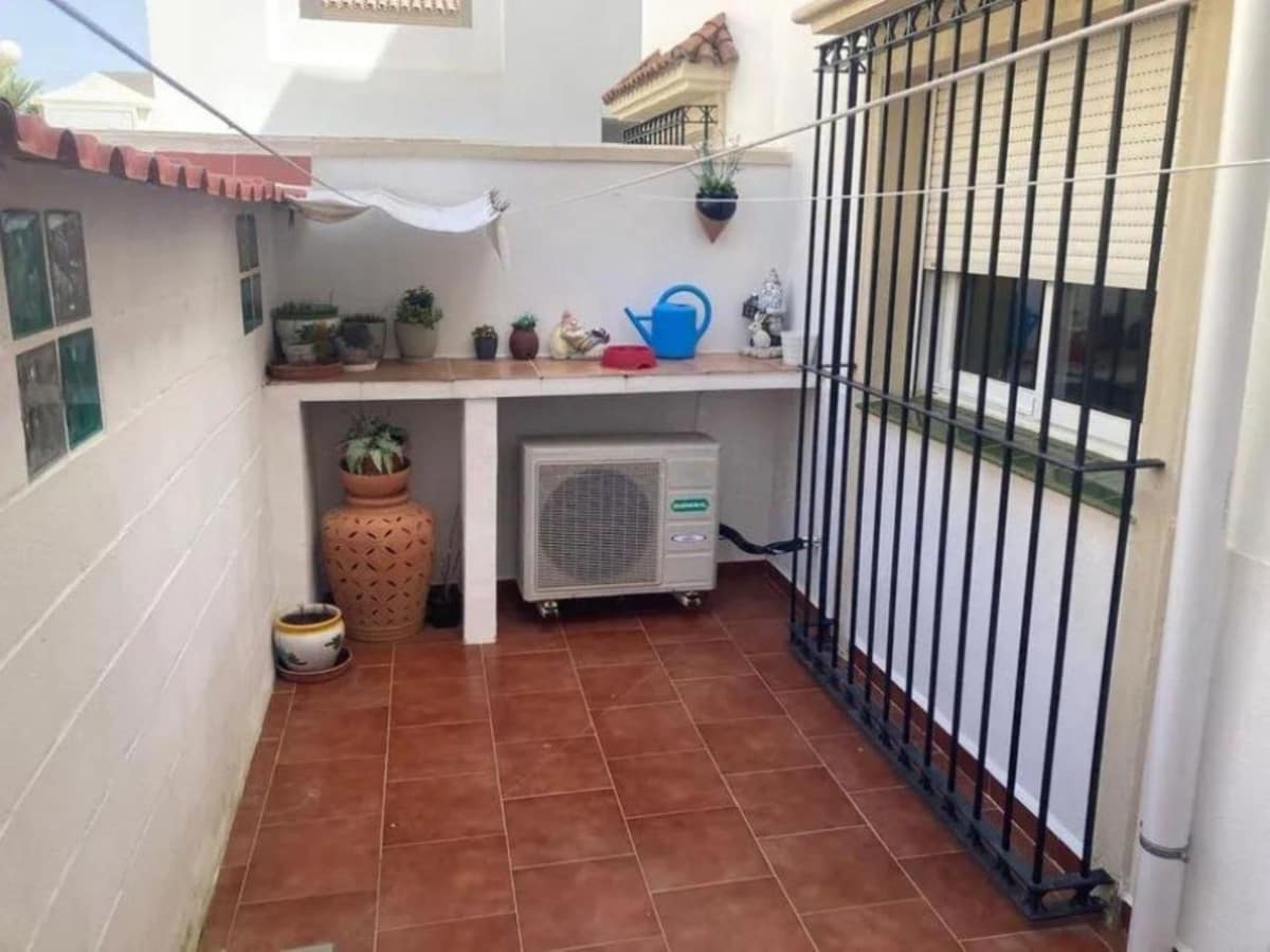 2 soverom Leilighet til salgs i Casares med garasje - € 240 000 (Ref: 9080793)