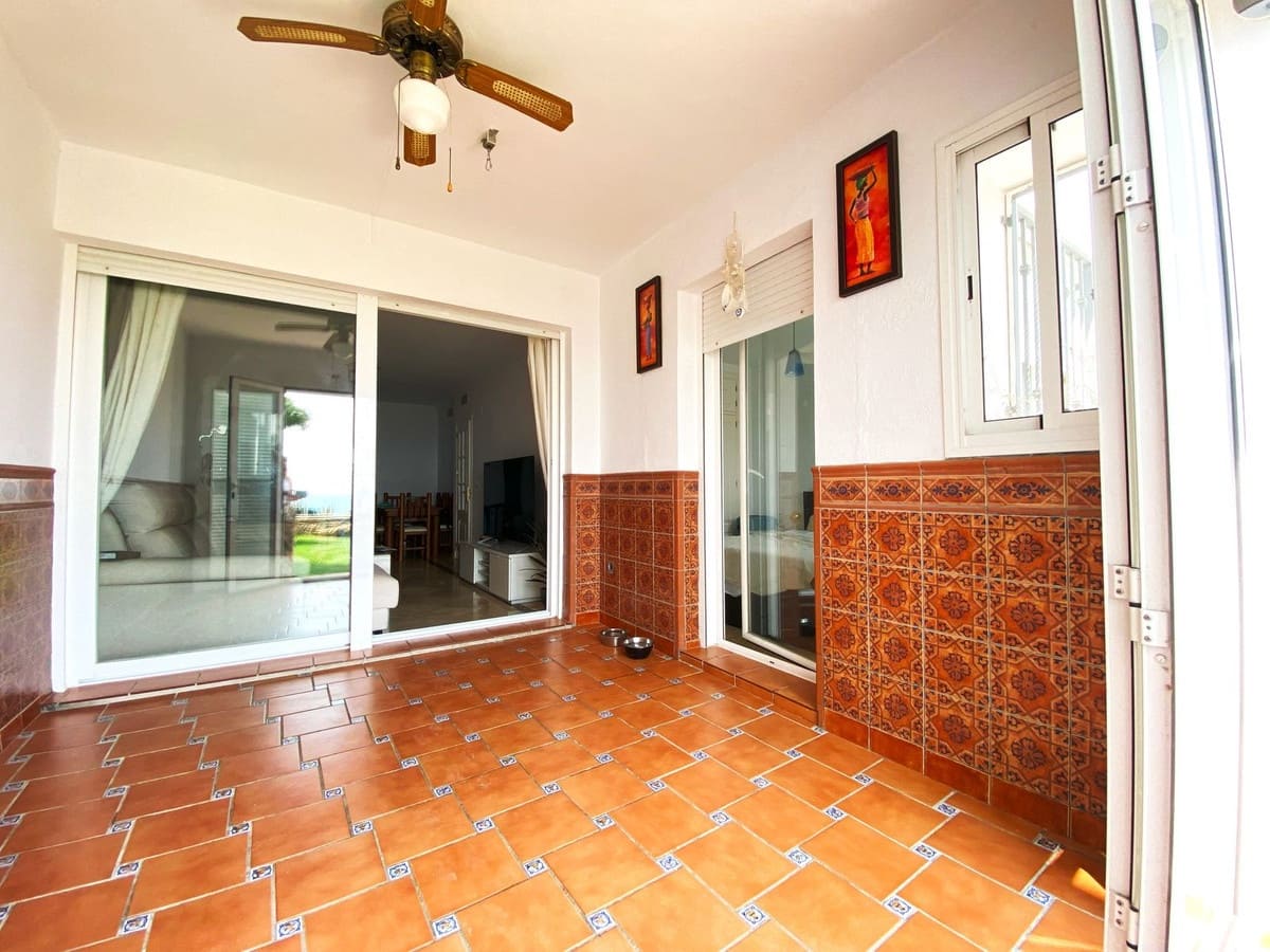 2 soveværelse Lejlighed til salg i Manilva - € 239.000 (Ref: 9080794)