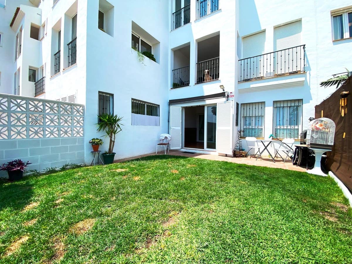 2 soveværelse Lejlighed til salg i Manilva - € 239.000 (Ref: 9080794)