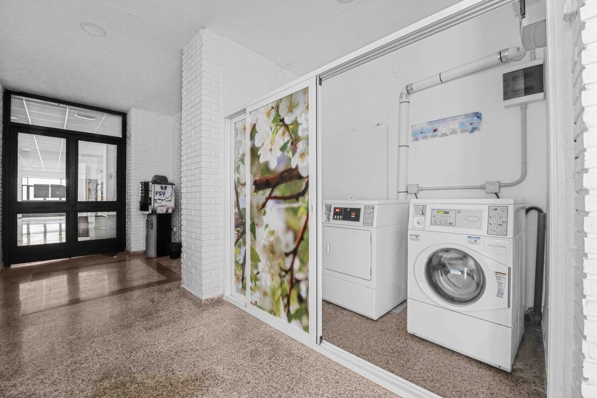 1 soverom Leilighet til salgs i Benalmadena - € 229 000 (Ref: 9080795)