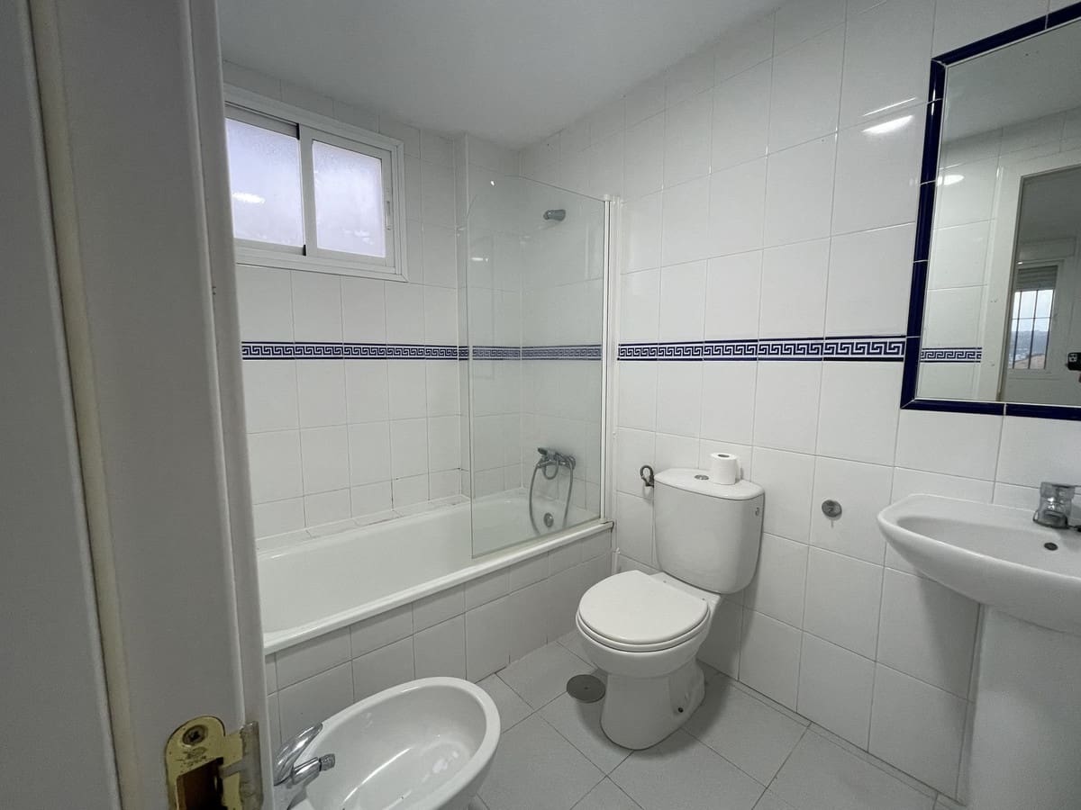 3 soveværelse Lejlighed til salg i Casares med garage - € 234.900 (Ref: 9080799)