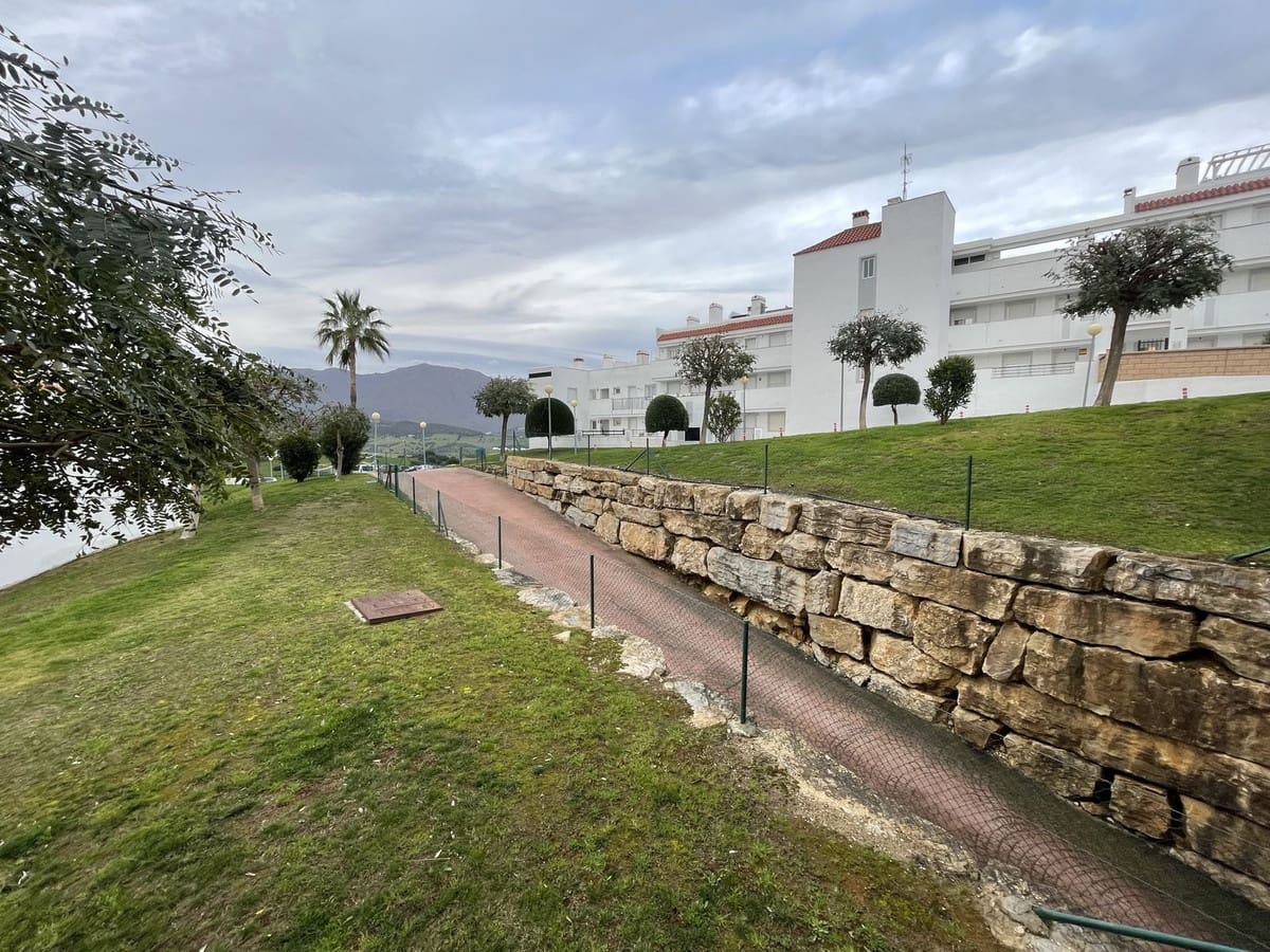 3 soveværelse Lejlighed til salg i Casares med garage - € 234.900 (Ref: 9080799)