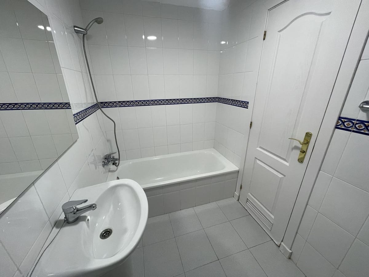 3 soveværelse Lejlighed til salg i Casares med garage - € 234.900 (Ref: 9080799)