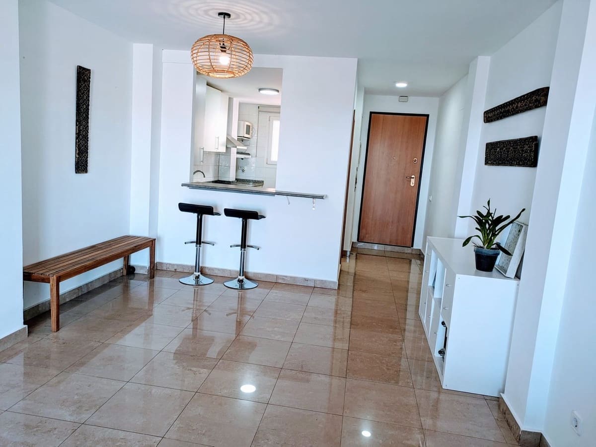 2 slaapkamer Appartement te koop in Manilva - € 233.000 (Ref: 9080801)