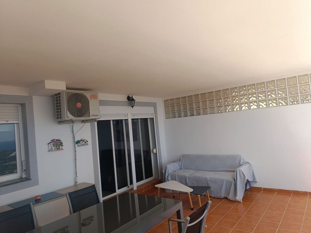 2 soveværelse Lejlighed til salg i Casares - € 230.000 (Ref: 9080802)