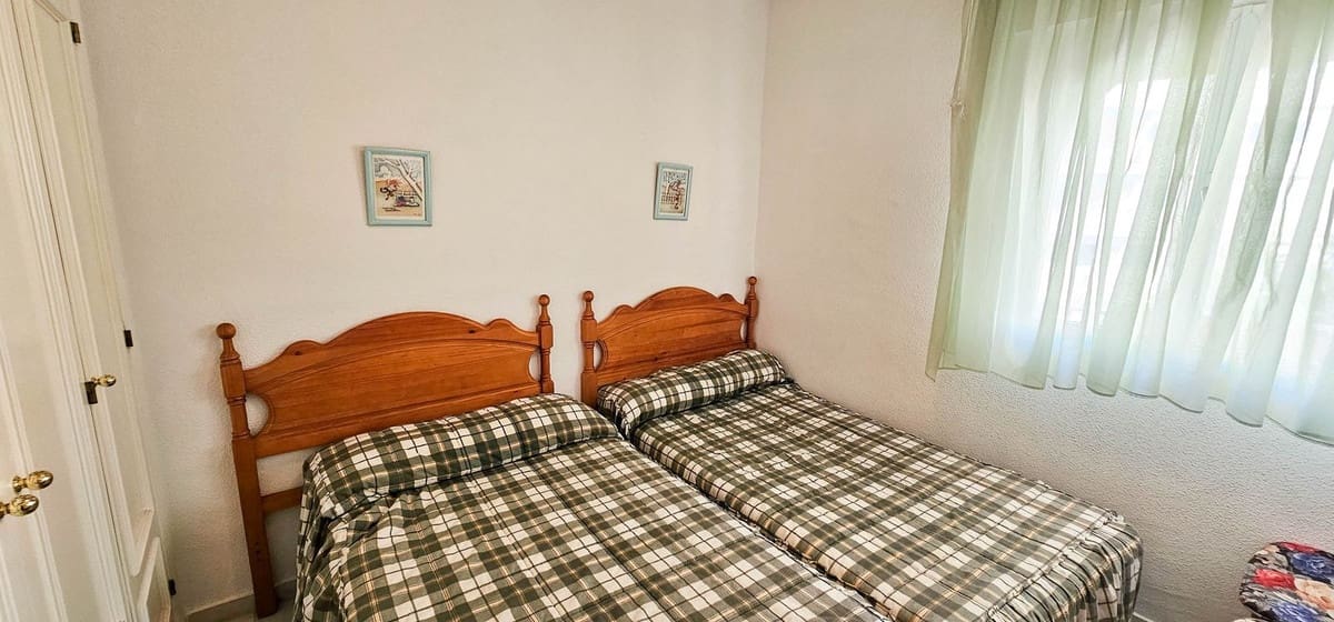 3 sypialnia Apartament na sprzedaż w San Luis de Sabinillas - 230 000 € (Ref: 9080805)