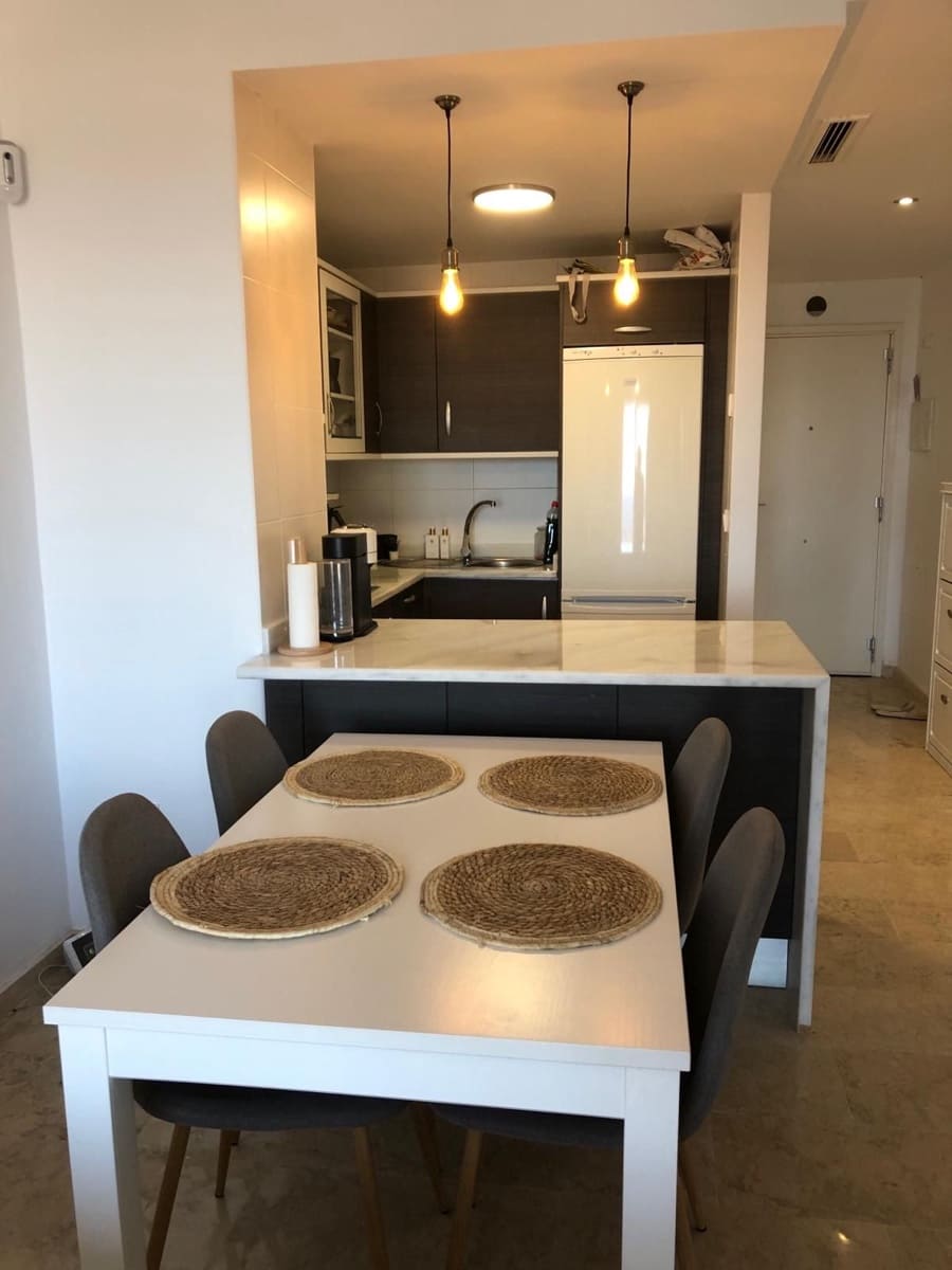 3 soveværelse Lejlighed til salg i Manilva - € 239.500 (Ref: 9080806)