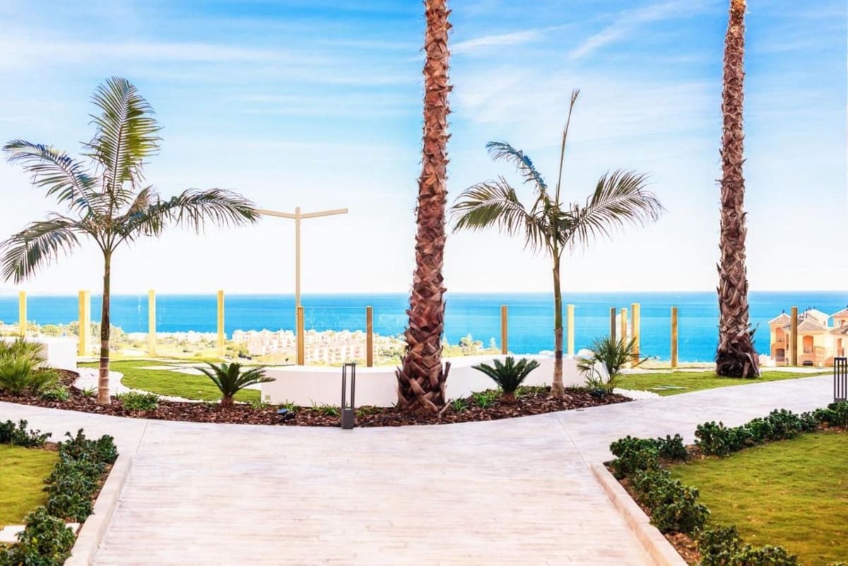 3 soveværelse Lejlighed til salg i Manilva - € 239.500 (Ref: 9080806)