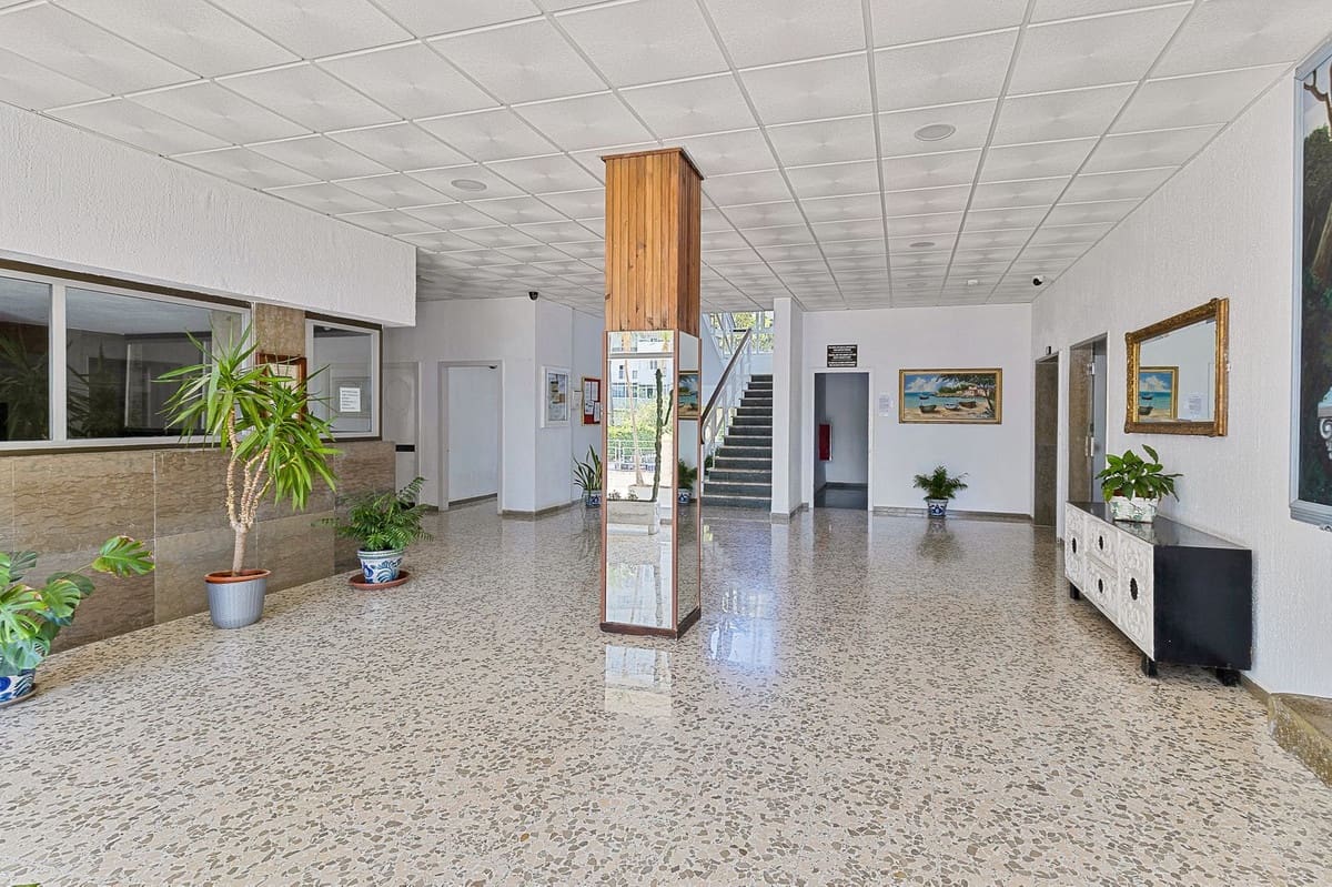 1 soverom Leilighet til salgs i Benalmadena - € 229 000 (Ref: 9080807)