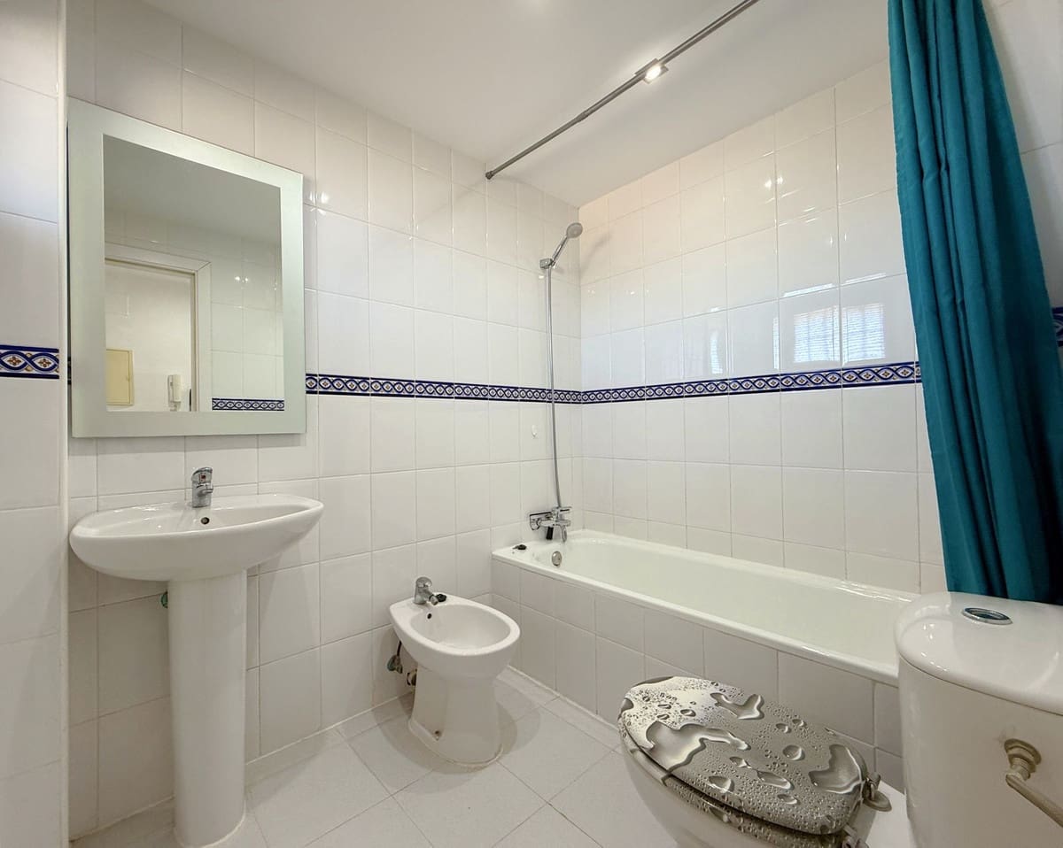 2 soverom Leilighet til salgs i Casares med garasje - € 225 000 (Ref: 9080811)