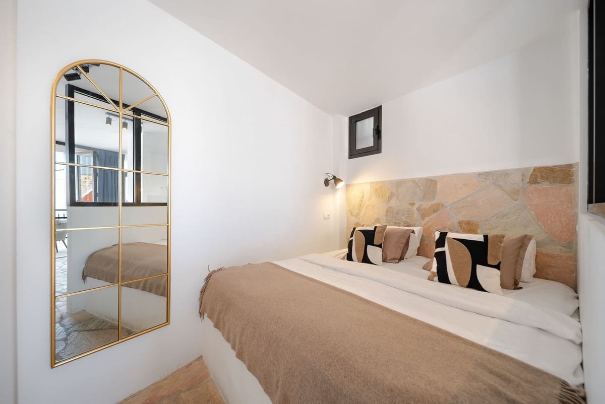 1 soverom Leilighet til salgs i Fuengirola - € 220 000 (Ref: 9080814)