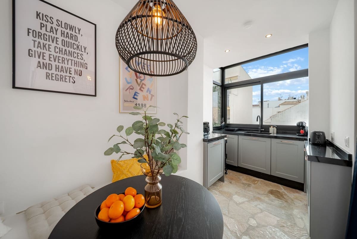 1 soverom Leilighet til salgs i Fuengirola - € 220 000 (Ref: 9080814)